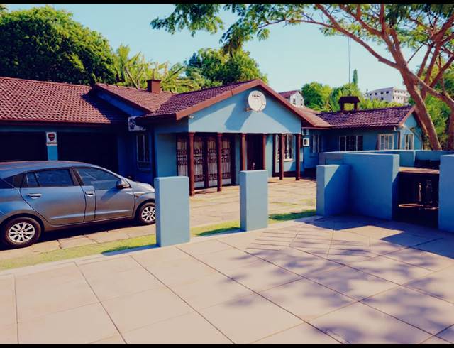 5 BEDROOM HOUSE FOR SALE IN SHALLCROSS